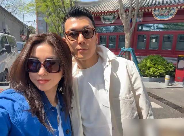 从不是和年, 而是用