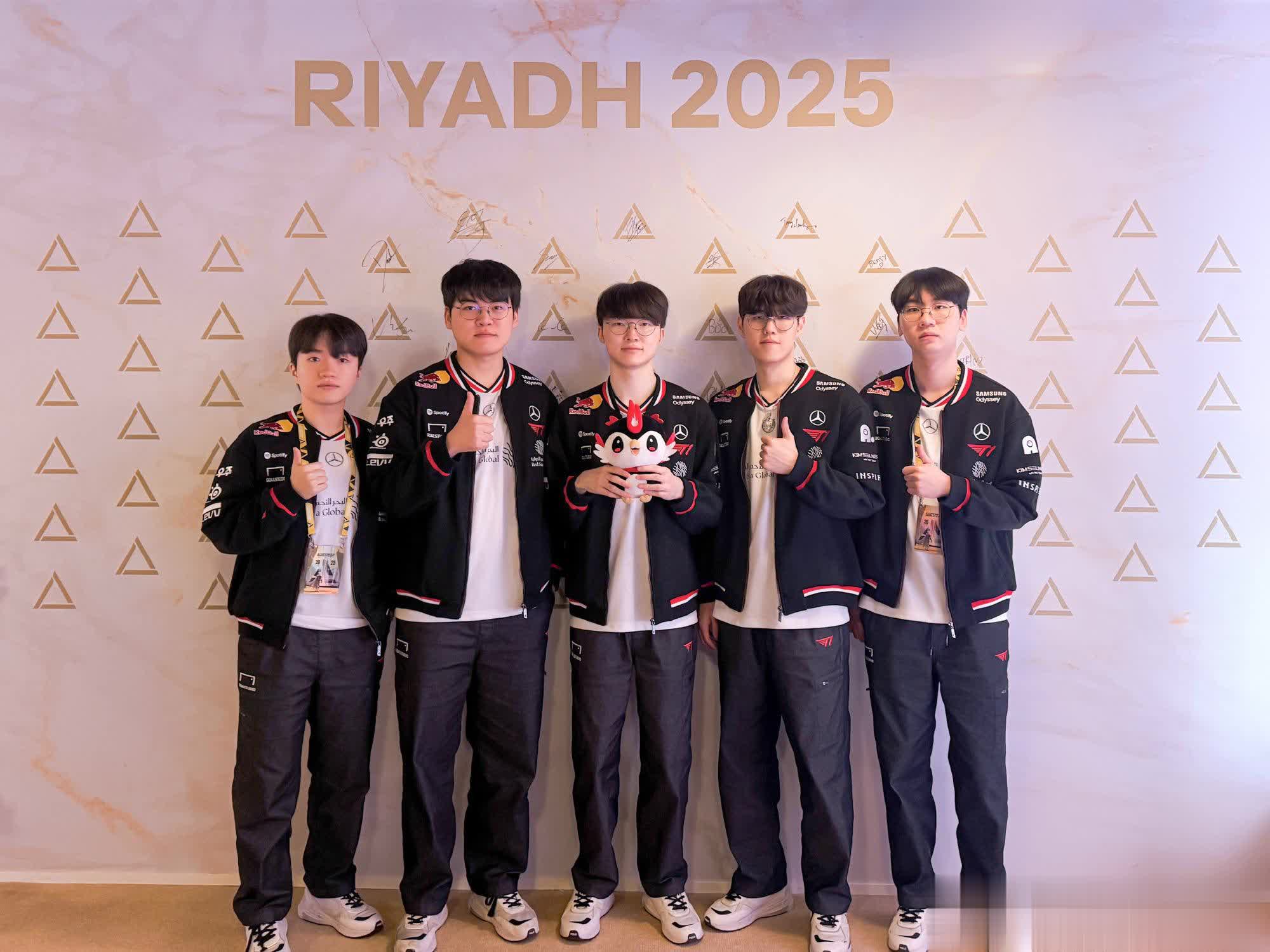 条小龙和峡, msn, 奥恩开团